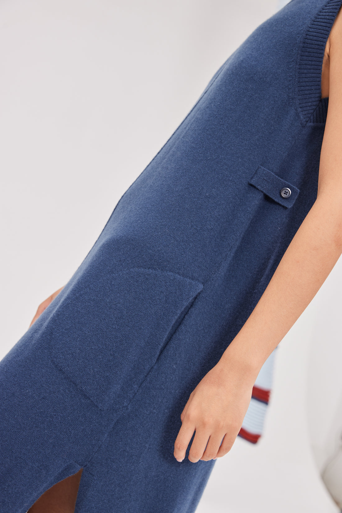 Women's cashmere sleevless dress