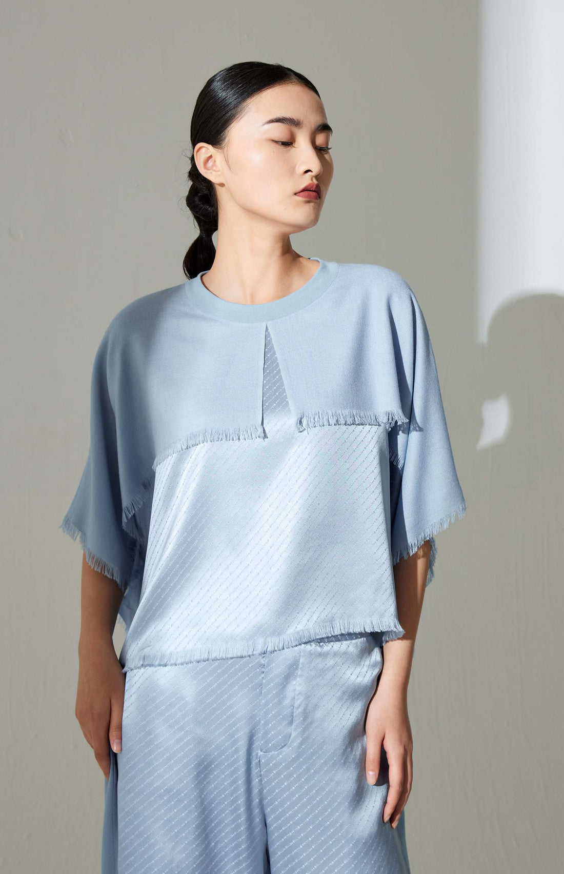 Women's super fine cashmere top joined with jacquard silk