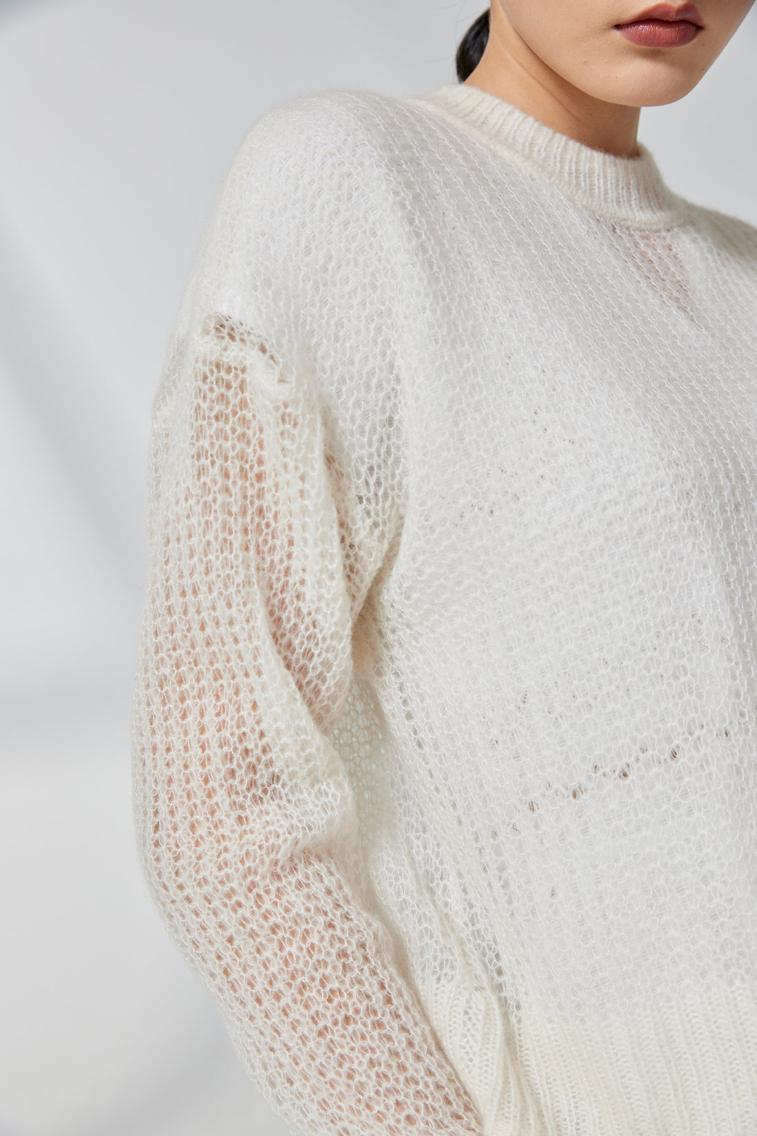 Women's Semi-sheer long-sleeved top