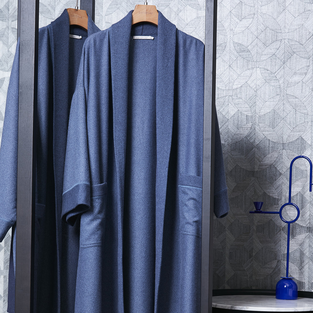 Natural un-dyed woven cashmere robe with knitted trim