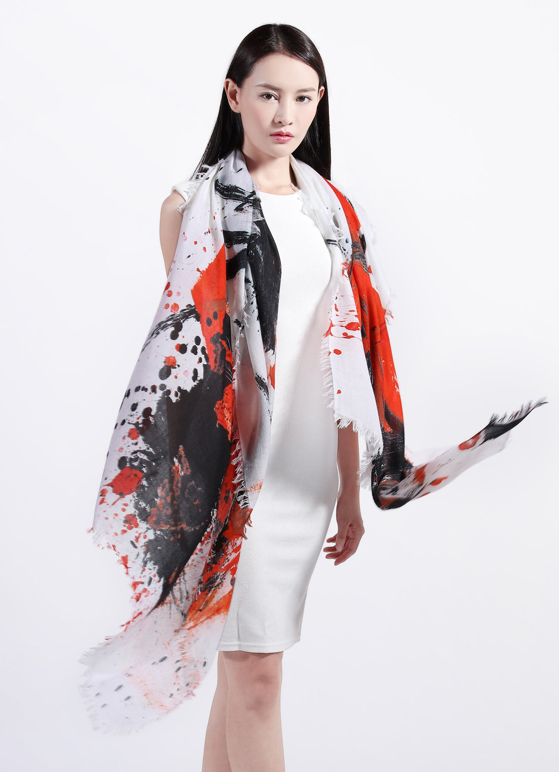 Francesca Brenda Mitterrand's artist series: "The Charm of Dynamic and Static"